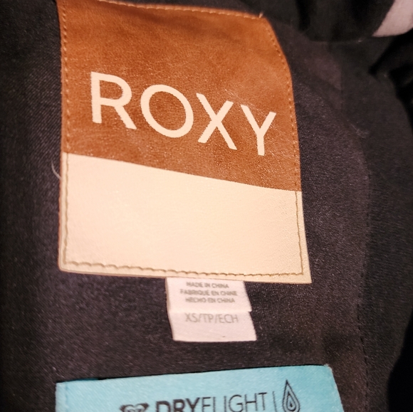 Roxy Dryflight technology winter coat - Picture 5 of 6